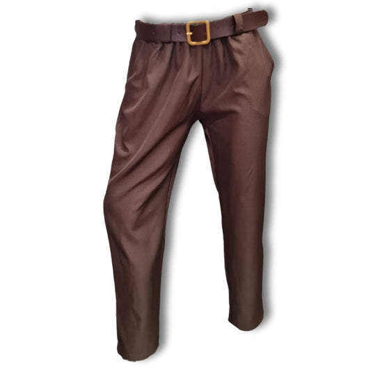 lässige Hose in Chinoschnitt in der Farbe Schoko mit Gürtel 